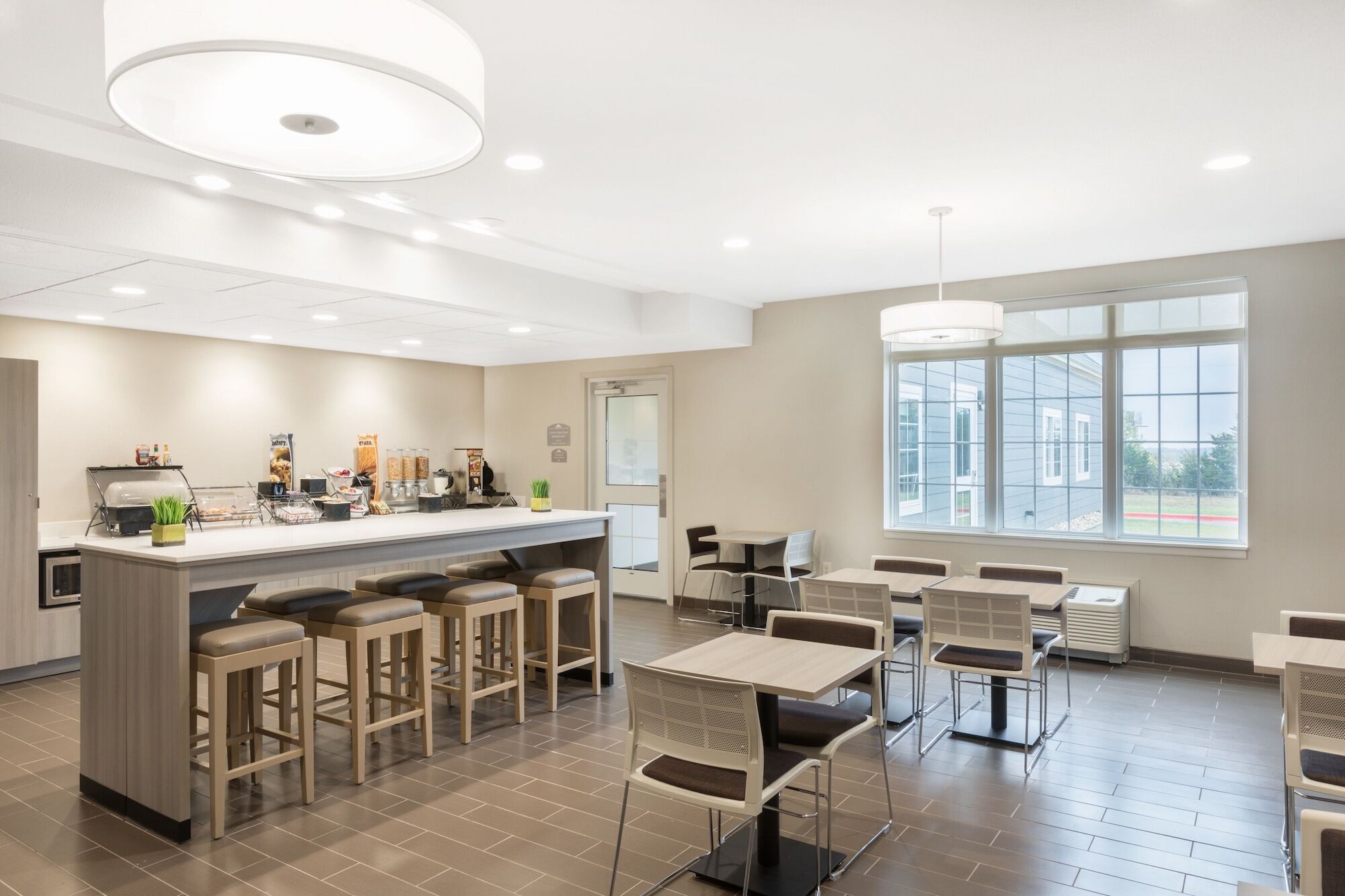 Microtel Inn & Suites By Wyndham Perry Bagian luar foto
